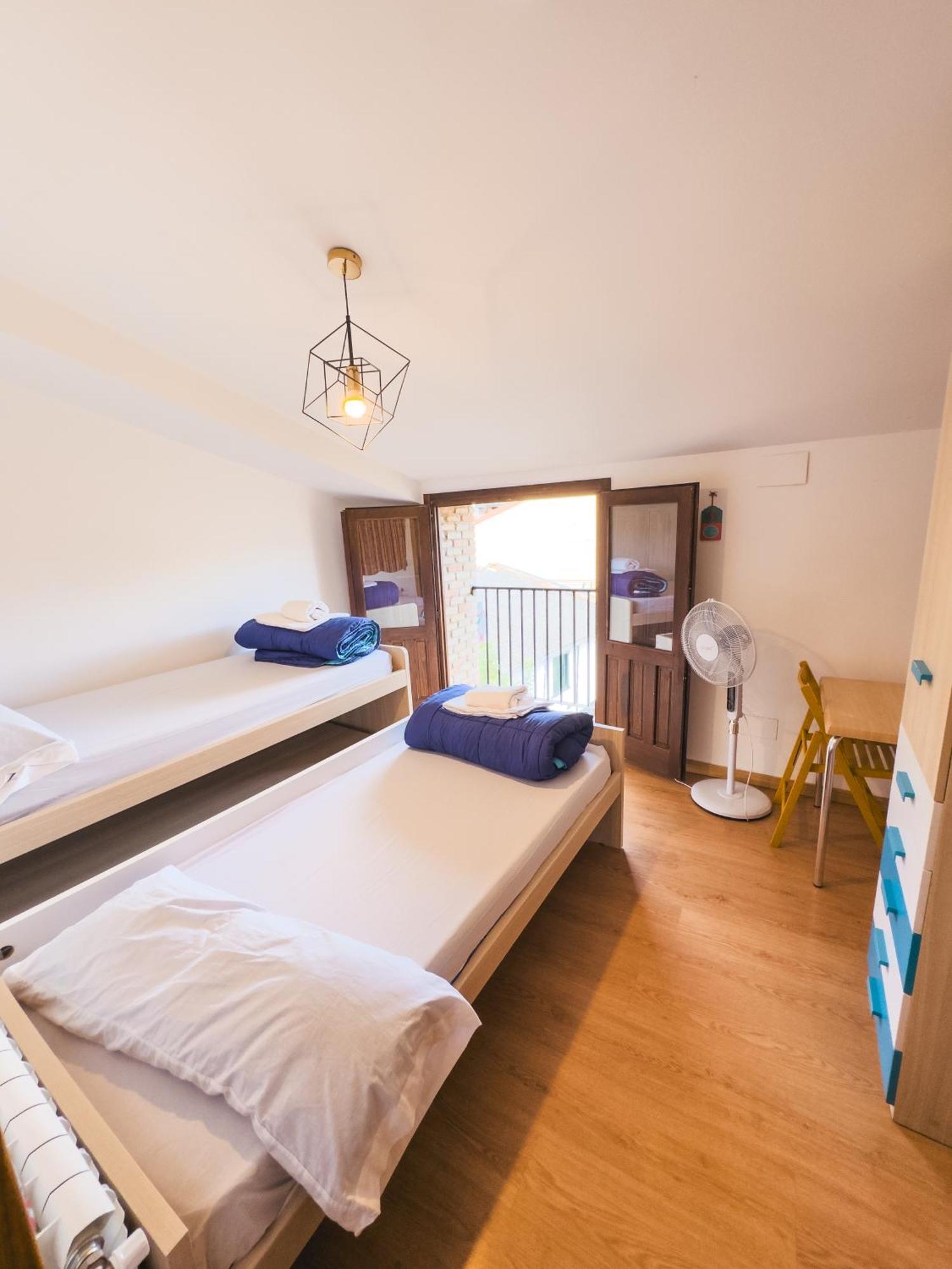 פואנטה לה ריינה Albergue Estrella Guia מראה חיצוני תמונה