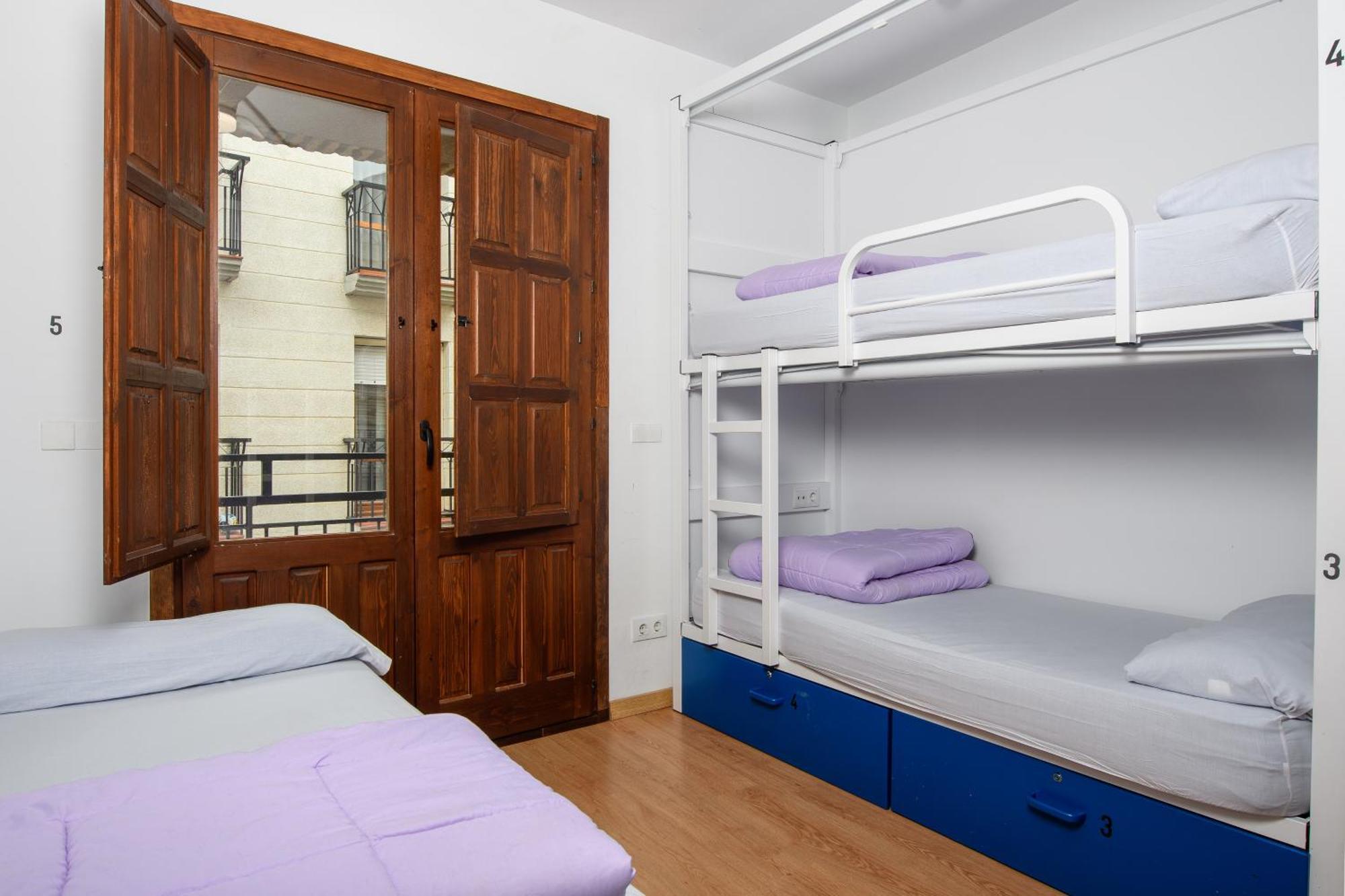 פואנטה לה ריינה Albergue Estrella Guia מראה חיצוני תמונה