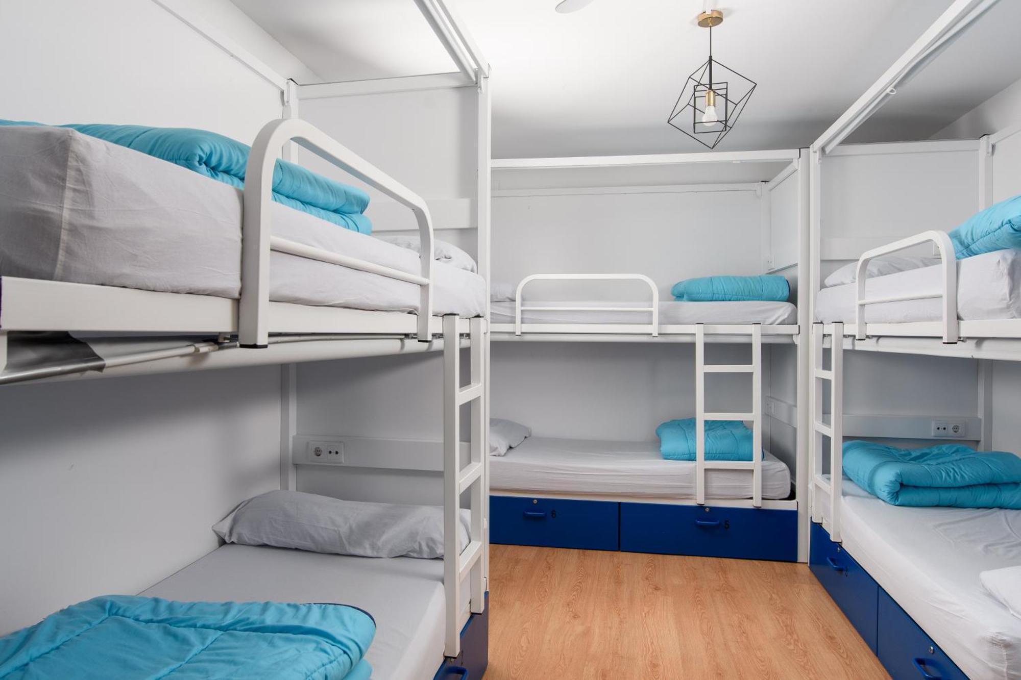 פואנטה לה ריינה Albergue Estrella Guia מראה חיצוני תמונה